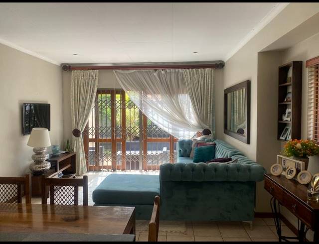 2 BEDROOM TOWNHOUSE FOR SALE IN PAULSHOF